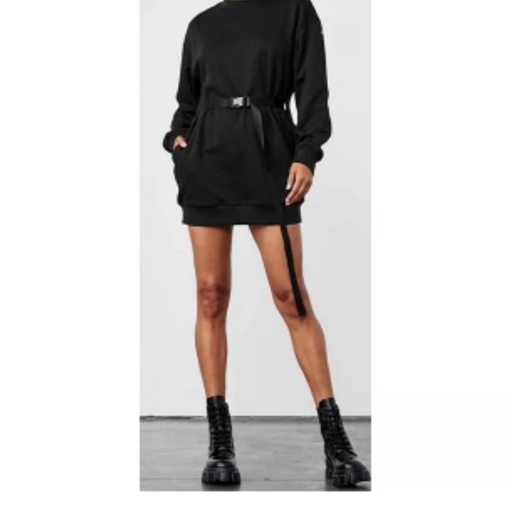 Alo yoga Cityscape sweatshirt belted dress size s 
Sold Out Black Sweater dress